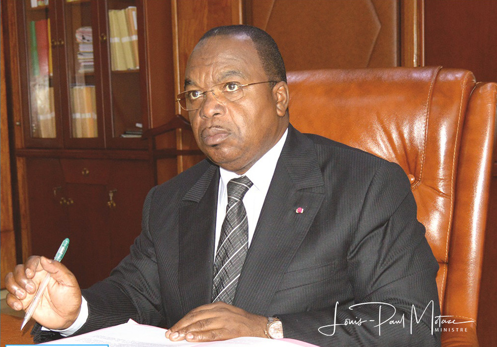 Motaze-au-Bureau-FR-1000